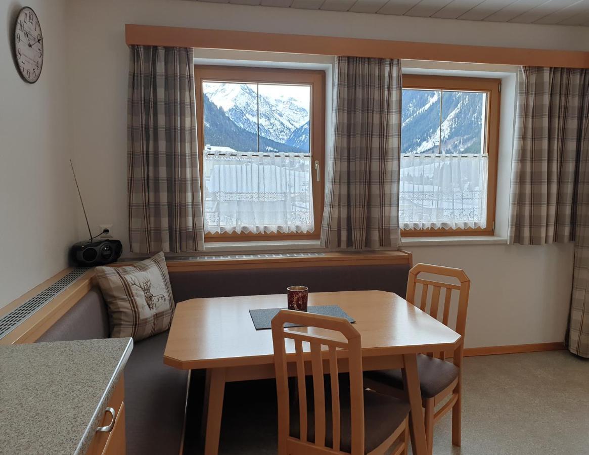 Apartment Voellenklee Neustift im Stubaital Luaran gambar